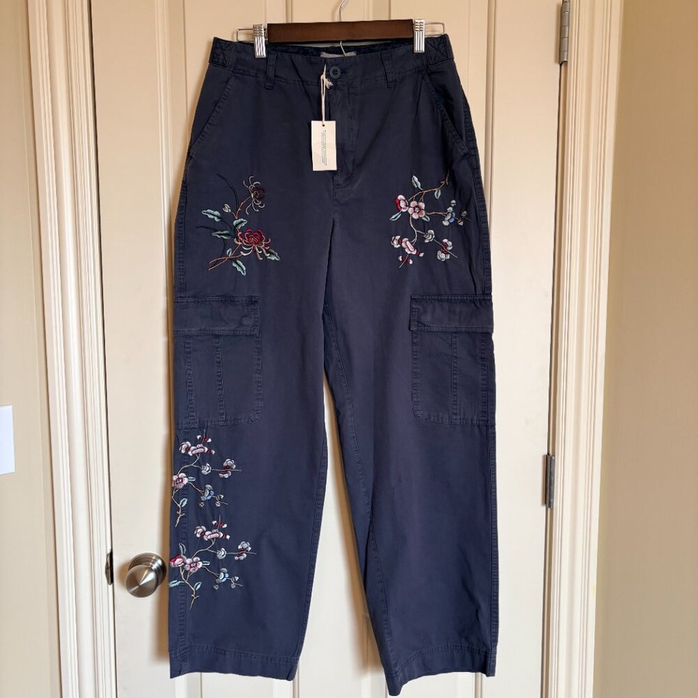 ✨ STUNNING & RARE! NWT Sundance Floral Embroidered Boho Utility Pants – Size 6 ✨ - Picture 4 of 10